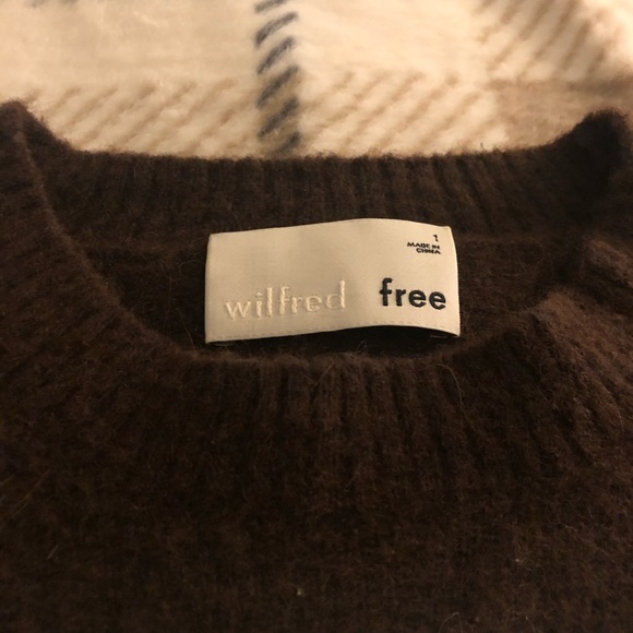 Aritzia wool sweater - Picture 2 of 3